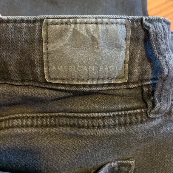 American eagle, size 8, black next level high V-rise Jegging - Picture 2 of 4